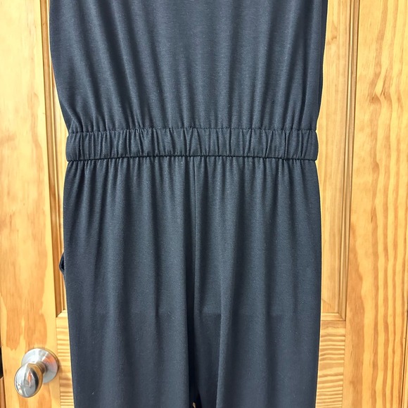 New! Women’s Sz Med Black Sleeveless Romper w/Elastic Waist & Snap Closure, V572 - Picture 12 of 15